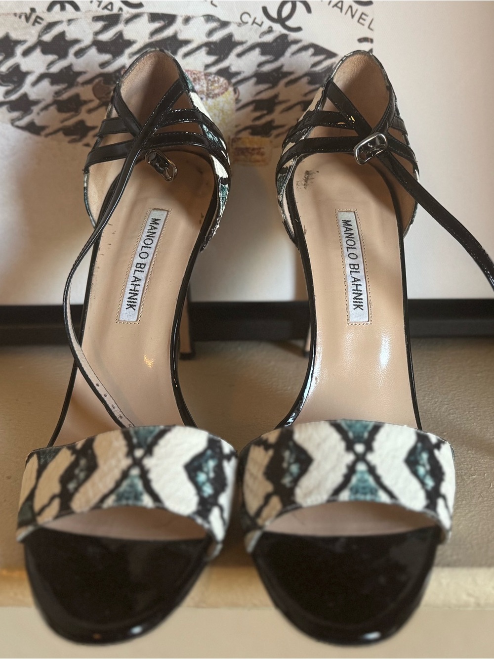 STUNNING Manolo Blahnik Heels